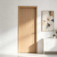 Fabricant de portes intérieures sur mesure, portes à panneaux plats avec cadre enveloppé, étanches et insonorisées pour salons et chambres en gros