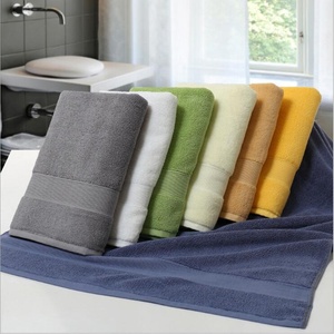 Commercio all'ingrosso di cotone 100% assorbente viso asciugamano da <span class=keywords><strong>bagno</strong></span> <span class=keywords><strong>Set</strong></span> 70*140cm 5 stelle Hotel di qualità per uso <span class=keywords><strong>bagno</strong></span> Spa - Product Image 3