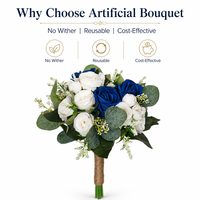 Bouquet de mariée multi-tons en roses artificielles avec long ruban en satin, feuillage vert mélangé, fleurs artificielles pour cérémonie de mariage