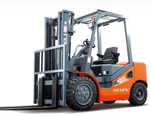 Heli 2,5 Carretilla elevadora de seguridad de 3 toneladas Capacidad 3,5 Ton diesel Alturas 5 metros de elevación Provincia de Hebei Producción Proveedor de subastas - Product Image 1