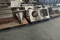 Wastafel Bedah Dinding Rumah Sakit yang Tahan Lama dengan Tangki, Custom 304 Stainless Steel Double Bowl, untuk Mencuci Tangan