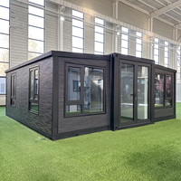 Villa mobile extensible en conteneur préfabriqué de 20 pieds, utilisation hôtelière, maison modulaire avec 2 cuisines, 2 salles de bain, 1 chambre, panneaux muraux métalliques sculptés