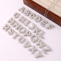 À la mode Nouveau Design 26 Lettres A-Z Zircon Initial Pendentif Collier Cuivre Hip-Hop Ras Du Cou Chaîne pour Hommes Punk Style À La Main