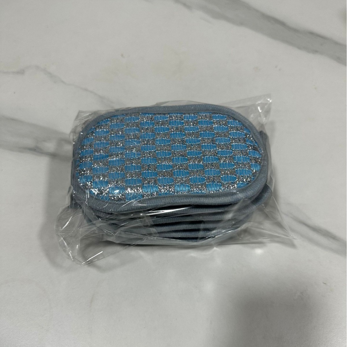 Six pièces bleues (dans un sac OPP)