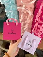 Boîtes coulissantes personnalisées en carton vert sauge avec gaufrage, doublure en aluminium, matériaux recyclés, logo, pour petits articles et bougies
