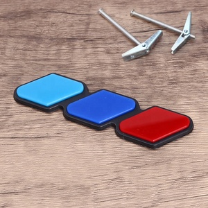 JDMorsport88 Trois Couleurs Grille Emblème Badge Bascule Ancre Pour <span class=keywords><strong>BMW</strong></span> 1 2 3 4 5 6 7 8 Série X1 X2 X3 X4 <span class=keywords><strong>X5</strong></span> X6 X7 Z4 - Product Image 4