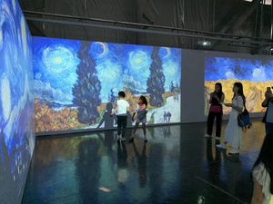 หน้าจอสัมผัสแบบนิ้วหลายหน้าจอ 3 * 36 เมตร 360 ผนังการฉายภาพแบบแช่สัมผัสแบบโต้ตอบประสบการณ์การแช่สัมผัสสําหรับพิพิธภัณฑ์ - Product Image 4