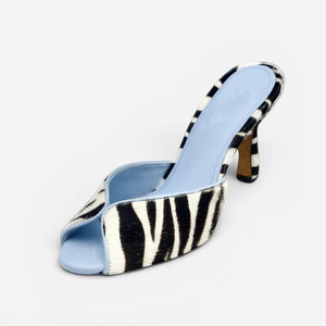 Sandali Donna Taglie Grandi con Stampa Zebrata e Crine di Cavallo, Sexy Mules Peep Toe, Vestibilità Larga, Tacchi Alti, Ciabatte Leopardate - Product Image 5
