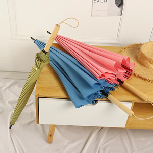 Nouvelles inventions 2025 – <span class=keywords><strong>Parapluie</strong></span> droit multicolore à 16 baleines avec manche en bois pour la pluie - Product Image 3