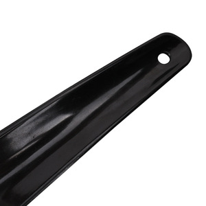 Curved Shoehorn 17.4cm Plastic Short Handle Portable Shoe <b>Puller</b> For Pregnant Women Household Use - Product Image 1