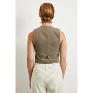 เสื้อกั๊กมีซับในสำหรับผู้หญิง สีกากี ปรับเอวได้ ใส่เป็นเสื้อนอก - Product Image 1