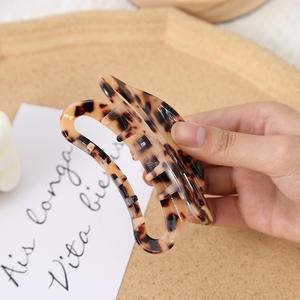 Clip per artiglio con Design a forma di arco retrò all'ingrosso YJL - Product Image 3