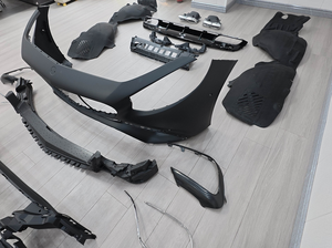 Kit Carrozzeria Perfetto per Mercedes-Benz W217/C217 Classe S Coupé, Aggiornamento a S65 <span class=keywords><strong>AMG</strong></span> con Griglia Anteriore e <span class=keywords><strong>Paraurti</strong></span> Posteriore - Product Image 5