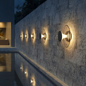 Lumières solaires à DEL pour jardin, piscine, cour, patio et sentier Décoration Appliques murales étanches pour cour et décoration murale - Product Image 6