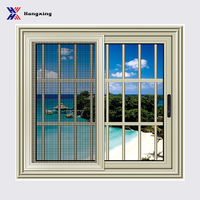 Ventana Corredera de Aluminio de Perfil Delgado y Marco Estrecho, Estilo Moderno y Minimalista, con Gran Vista para Exteriores de Apartamentos de Lujo