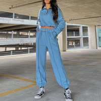 Ensemble de survêtements personnalisés OEM ODM avec logo brodé, sweat à capuche et pantalon de survêtement à demi-zip, ensemble de survêtements en coton de haute qualité pour femmes
