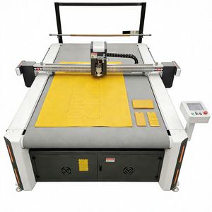 Cortadora de Cuchillas Vibratorias de Alta Precisión REMEYA Smart Vision, Área de Trabajo de 1600x2500 mm para Corte de Patrones en Cuero y Tela - Product Image 1