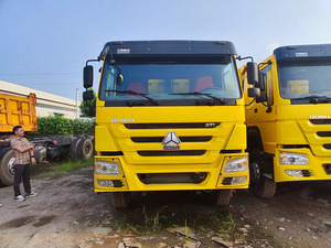 รถดัมพ์ขนาดเล็ก SINOTRUK 6 ตัน สำหรับงานเหมือง ขับเคลื่อน 4 ล้อ มือสอง, รถดัมพ์ล้อใหม่ ยี่ห้อจีน พร้อมกล้อง 10 12 1  รถบรรทุกหนัก HOWO - Product Image 5