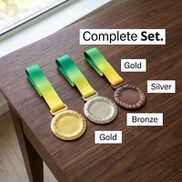 Médaille en métal plaqué or personnalisée avec logo, gravée en 3D, abordable, pour les compétitions scolaires et sportives