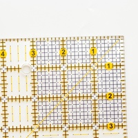 Règles de patchwork en acrylique carrées de 6 x 6 pouces, épaisseur de 3 mm, transparentes, avec lignes jaunes, pour projets de couture et de création de mode DIY