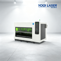 Machine de découpe laser à fibres C7 à chargement latéral pour tôles métalliques |   Découpeuse laser CNC avec table de tirage latéral automatique