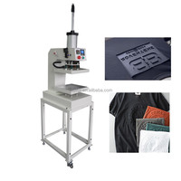 Machine à gaufrer les logos sur les t-shirts, machine d'impression en relief sur tissu 3D, différents modèles au choix
