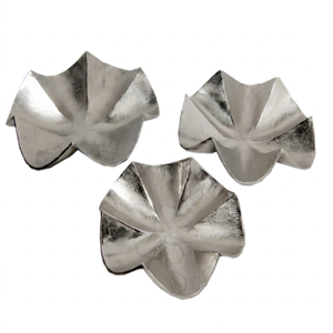 Juego de Tazones de Aluminio con Diseño Floral Ovalado Moderno y Lujoso, Acabado Pulido, Ecológico y Duradero para Servir Postres en Fiestas - Product Image 1