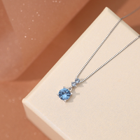 Collier pendentif chic en argent sterling 925 avec 3 pierres rondes serties de 4 griffes, zircon bleu, chaîne maille forçat, bijoux fins pour femme