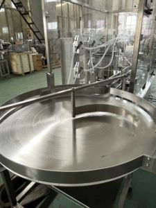 Machine de remplissage multifonctionnelle personnalisée pour mélanger, remplir et sceller les poudres 3-200 Ml de solution saline normale stérile 500Ml - Product Image 3