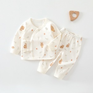Ensemble de sous-vêtements en coton pur pour nouveau-né, motif dessin animé, automne, avec entrejambe ouvert, 0-6 mois, deux pièces, vente en gros - Product Image 1
