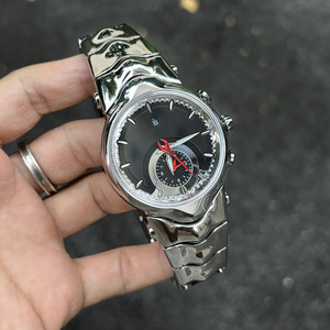 Montre en acrylique résistante à l'eau 50m, design original vintage Y2K, rétro non conventionnel, écologique, pour hommes et femmes - Product Image 6