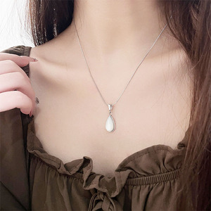 Yinruitai – pendentif en forme de goutte d'eau en argent Sterling S925 pour femmes, style coréen, simple, haut de gamme, léger, de luxe, pendentif unique - Product Image 4