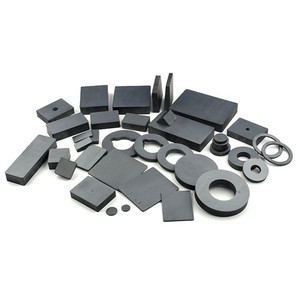 30-Năm Nhà Máy Tùy Chỉnh Đĩa Vòng Hồ Quang Khối Gốm Đen Y35 <span class=keywords><strong>Ferrite</strong></span> Nam Châm - Product Image 1
