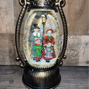 Cadeaux délicats <span class=keywords><strong>de</strong></span> Noël personnalisés Carols Santa Claus Figurines Musical Glowing Lantern Transparent Poly Resin Water Snow Globe - Product Image 3