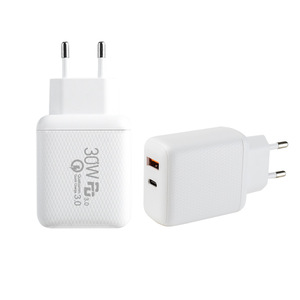 双端口PD端口 + QC3.0 <span class=keywords><strong>USB</strong></span>端口壁30w <span class=keywords><strong>c</strong></span>型便携式迷你快速充电插头充电器适配器，适用于Iphone 14 15 16ProMax - Product Image 2