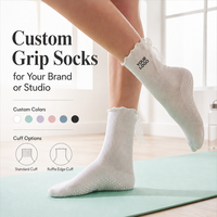 Chaussettes de yoga et de barre pour femmes avec nœud en dentelle, antidérapantes, pour Pilates, personnalisées, blanches, à volants, avec grip