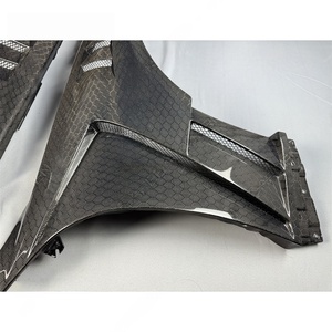 Guardabarros Delanteros <span class=keywords><strong>de</strong></span> Fibra <span class=keywords><strong>de</strong></span> Carbono Estilo V2 Jet Black para Infiniti G37 Coupé - Fibra <span class=keywords><strong>de</strong></span> Carbono Forjada en Panal - Product Image 5