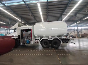 Camion de ravitaillement aérien de type réservoir en alliage d'aluminium de 20 tonnes pour utilisation à l'aéroport, adapté au ravitaillement sous pression et au ravitaillement par gravité - Product Image 2
