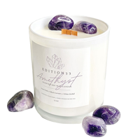 Handgemachte Sojawachs-Kerze mit Amethyst-Kristallen und Jasmin-Duft für Weihnachtsdekoration