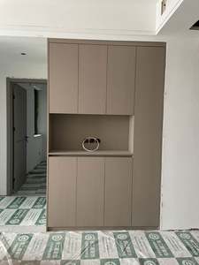 Mueble Zapatero Moderno para Sala de Estar, Tamaño Personalizado, Mueble de Madera Resistente con Materiales Ecológicos para Villa u Hotel - Product Image 2