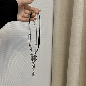 مجوهرات كلاسيكية حساسة خمر القوطية نمط قلادات للنساء سحر رائع مجوهرات قلادة الكريستال العصرية - Product Image 5