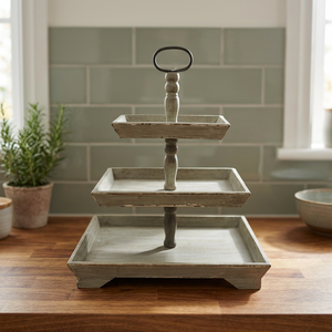 Support à gâteau en bois à trois niveaux, très tendance, résistant au four, écologique, de qualité alimentaire, pour la décoration de mariage, cupcakes, pâtisseries, chocolats - Product Image 1