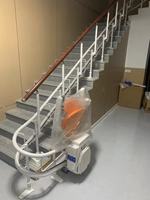 Fauteuil monte-escalier électronique personnalisé à verrouillage automatique, pliable, pour la maison et les soins aux personnes âgées
