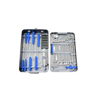 Hoge Kwaliteit Medische Orthopedische Wervelkolom Peek Lumbale <span class=keywords><strong>Tlif</strong></span>-Plif Kooi Lumbale Peek Kooi Wervelkolom Chirurgie Instrumentset - Product Image 1