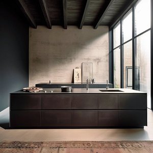 خزانات سكنية عصرية بتصميم شامل لشقق الفيلات وخزانات جانبية سوداء عالية الجودة تُصمم حسب الطلب - Product Image 6