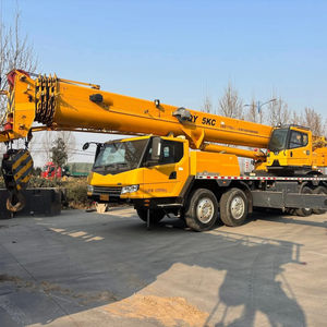 Grúa Móvil de Pluma Hidráulica Usada QY55KC de 55 Toneladas, Grúa de Camión para Construcción, Motor y Bomba de 50 Toneladas Incluidos - Product Image 1