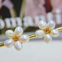 Boucles d'oreilles créoles plates en forme de pain, plaquées or 18 carats, micro-pavées de perles d'eau douce naturelles, pour femmes, tendance et authentiques