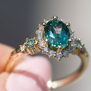 Anello con Design Floreale Ovale, Stile Creativo per Donne - Product Image 4