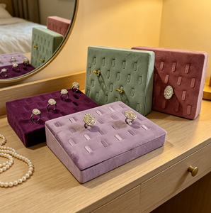 Caja de Lujo para Anillos de Franela con Ranuras, Colores Pastel para Exhibición de Joyería en Boutiques, Venta al por Mayor de Fábrica en Stock - Product Image 4