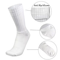 Chaussettes de sport tricotées personnalisables OEM pour le cyclisme, antidérapantes et absorbantes, avec fil de silicone, en matière blanche, pour la saison automne